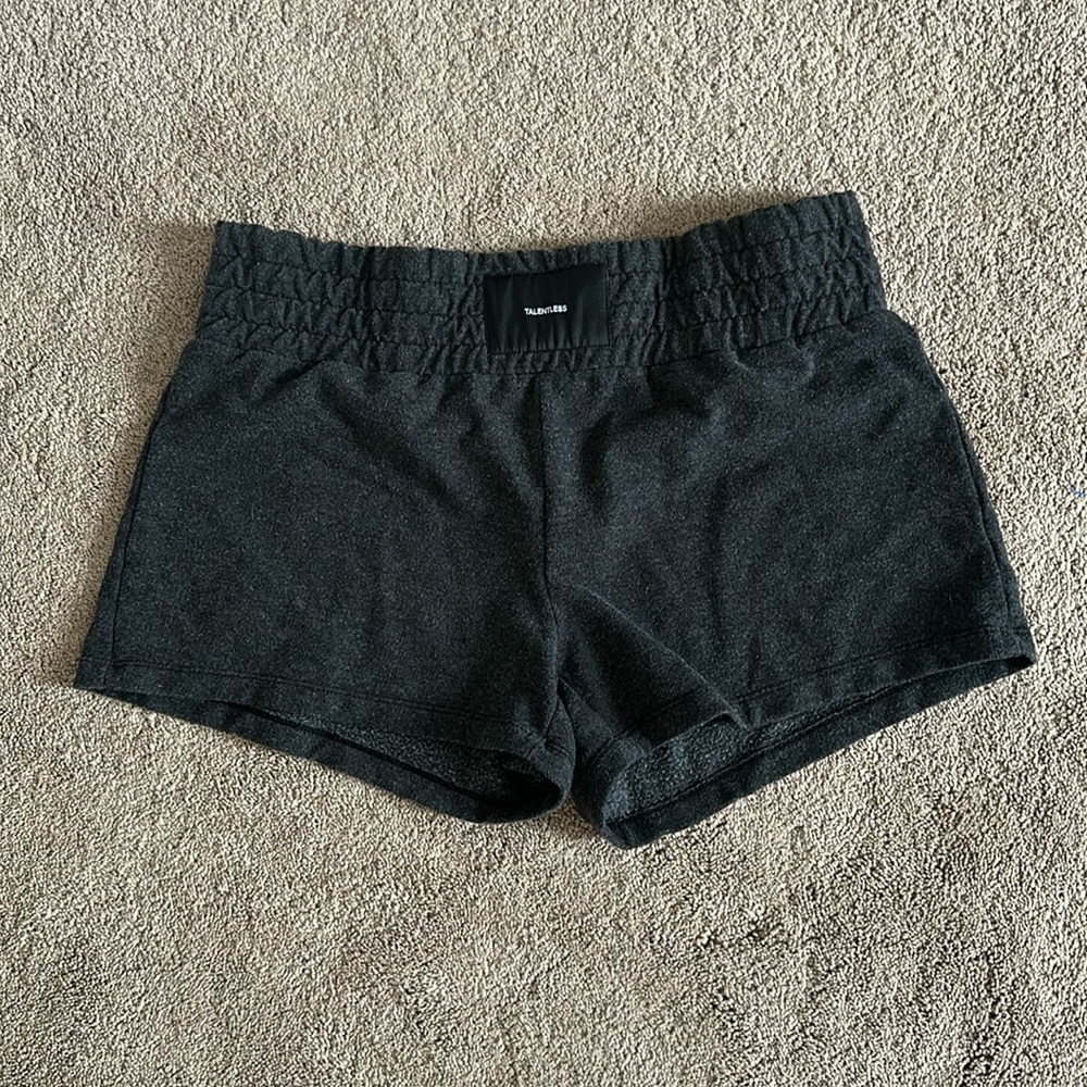 Talentless shorts size M